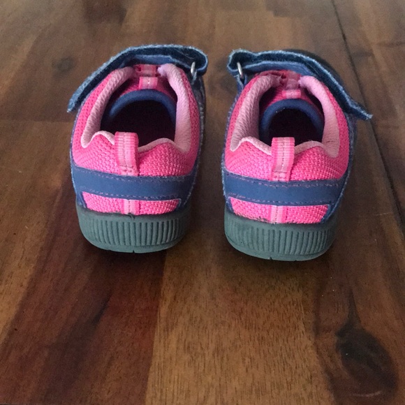 Toddler Girl Sneakers - Picture 3 of 6